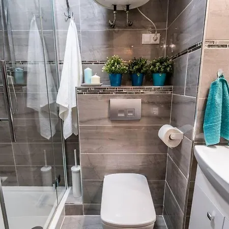 Przytulny Apartament W Centrum 100 Metrow Od Rynku Apartman *